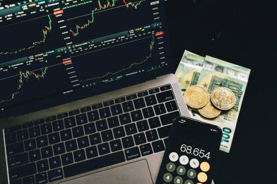 Cómo Invertir y Hacer Trading en Línea de Forma Segura: Guía Completa para Principiantes y Expertos